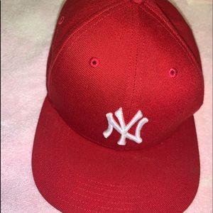 Red Yankees hat